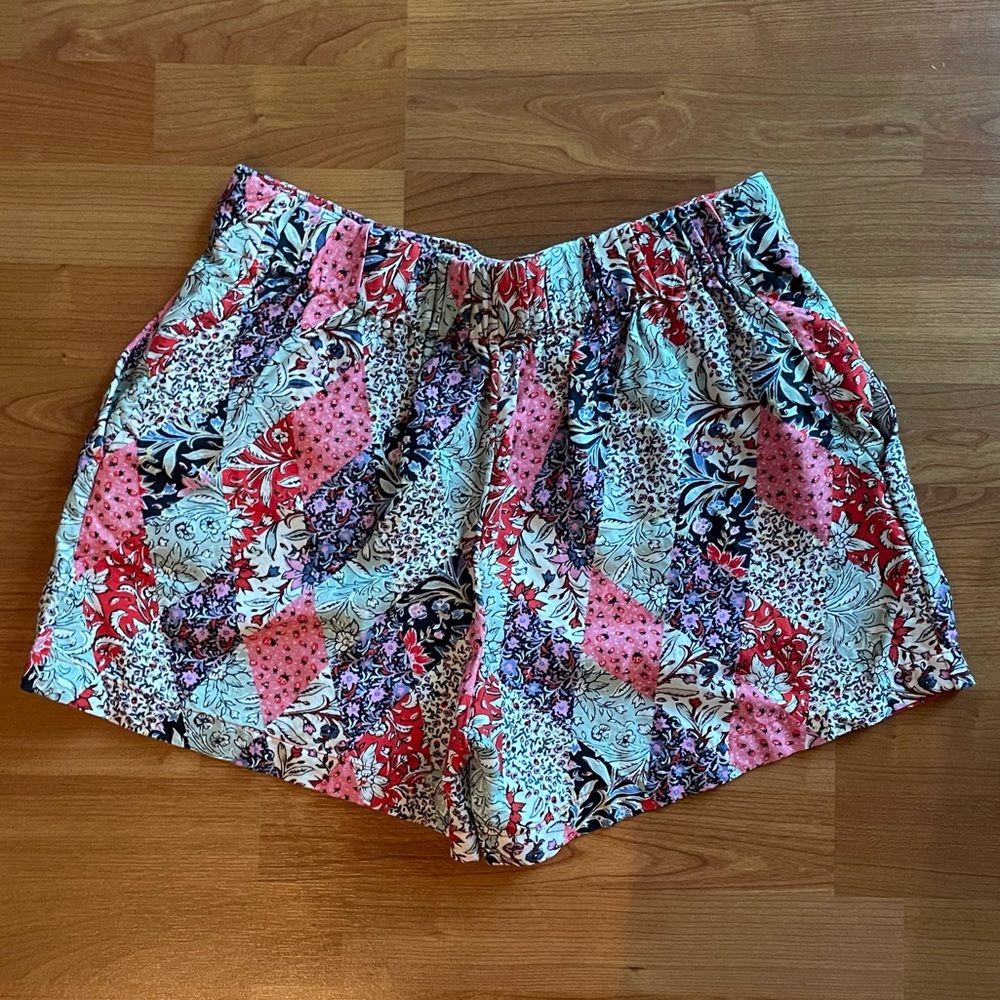 Loft Pleated Pull On Shorts In Patchwork Bloom - image 6
